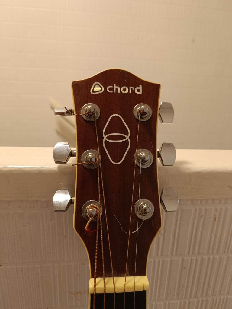 Chord CMB4CE Electro Acoustic Guitar