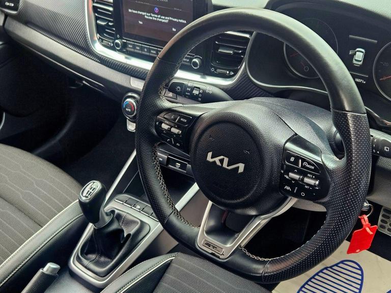 2023 Kia Stonic 1.0 T-GDi GT-Line SUV 5dr Petrol DCT Euro 6 (s/s) (99 bhp) HATCHBACK Petrol Autom...