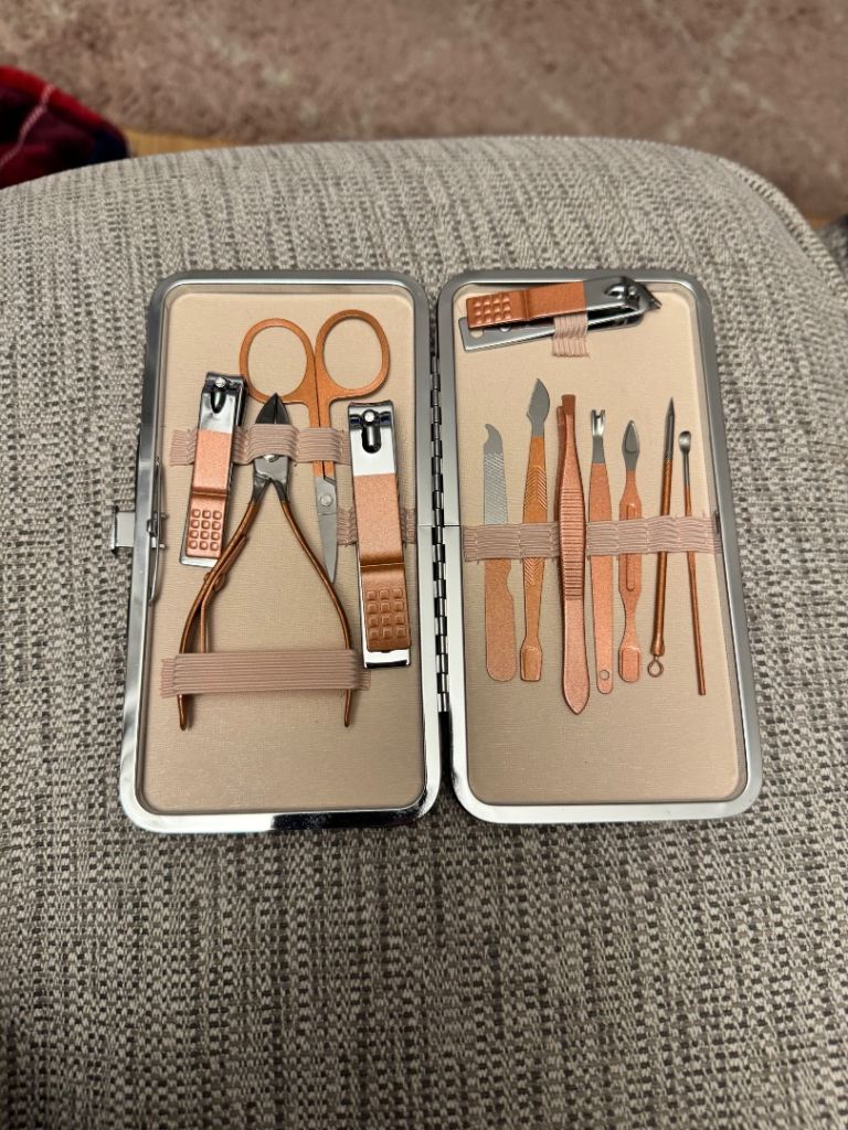 Manicure / pedicure set