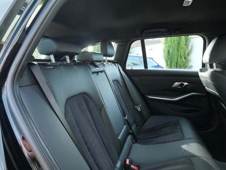 2022 BMW 3 Series 2.0 330e 12kWh M Sport Touring 5dr Petrol Plug-in Hybrid Auto Euro 6 (s/s)  Est...