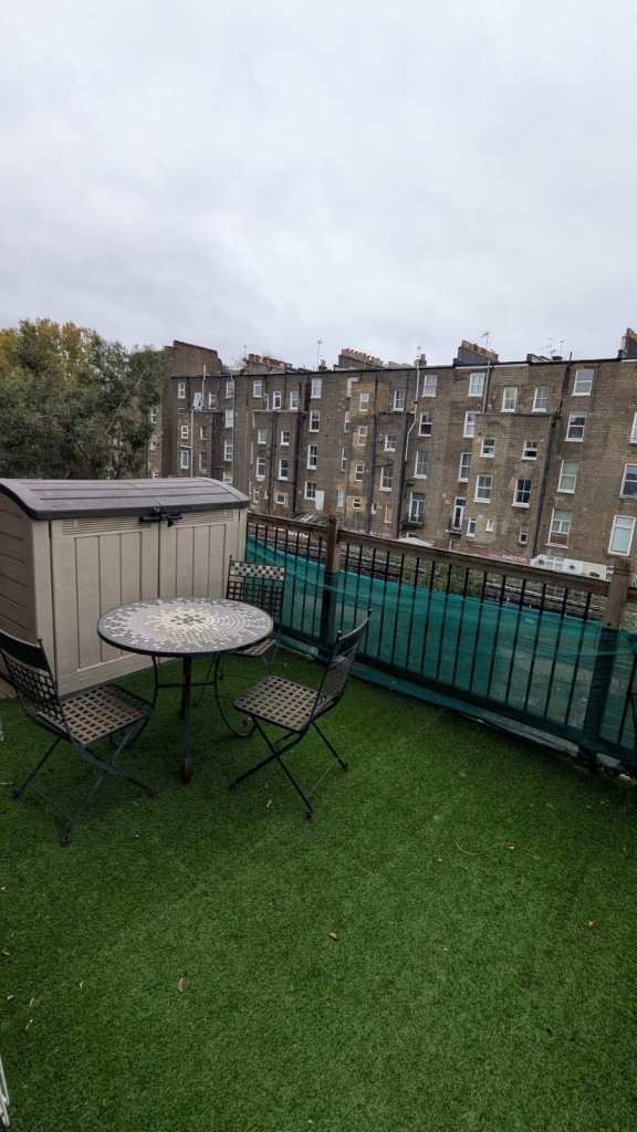 Bedroom set in a prime location, West Kensington, Talgarth Road, W14 9DB-Ref: 2215