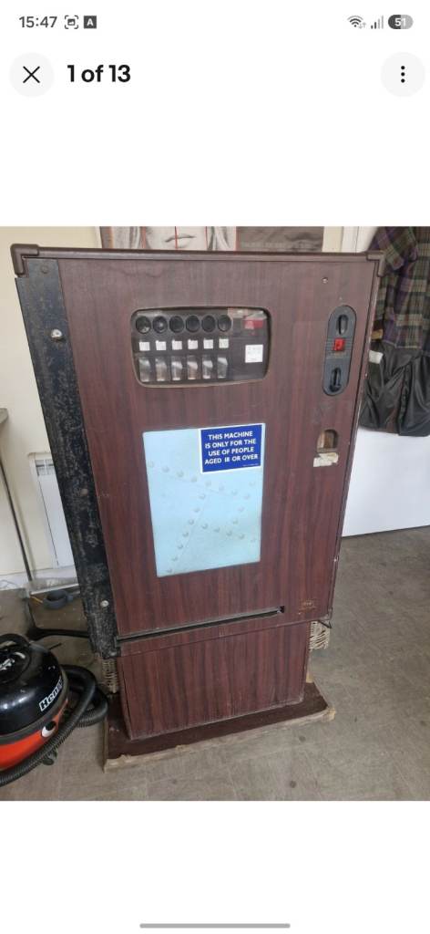 Vintage pub cigarette machine