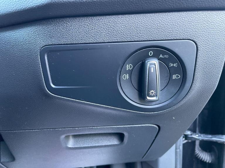 2020 Volkswagen Tiguan 1.5 TSI EVO R-Line Tech DSG Euro 6 (s/s) 5dr ESTATE Petrol Automatic