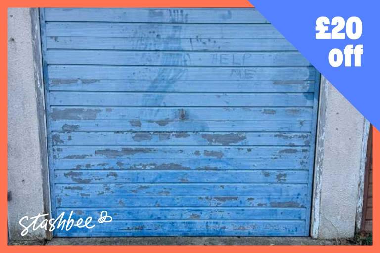 Garage to rent in Ilford (IG6) | Stashbee