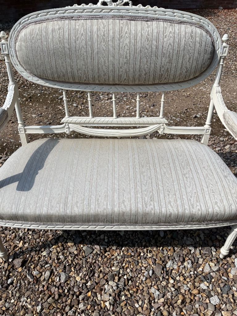 Vintage French style salon sofa 