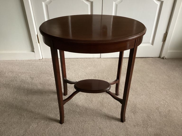 Mahogany  oval table with inlay.