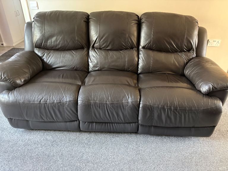 3 seater & 2 seater recliner sofas 