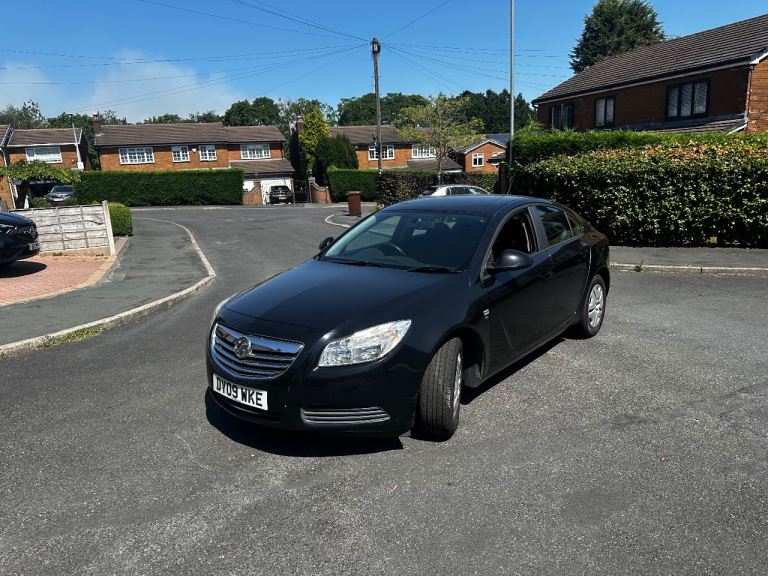 Vauxhall, INSIGNIA, Hatchback, 2009, Manual, 1796 (cc), 5 doors