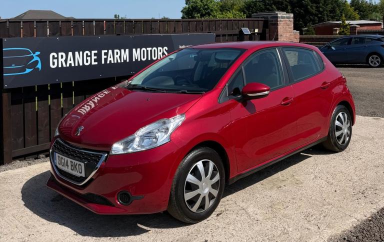 2014 Peugeot 208 1.4 HDi Access+ 5dr HATCHBACK Diesel Manual