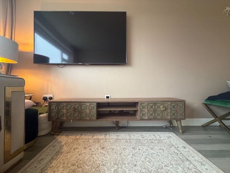 TV Stand with storage 
