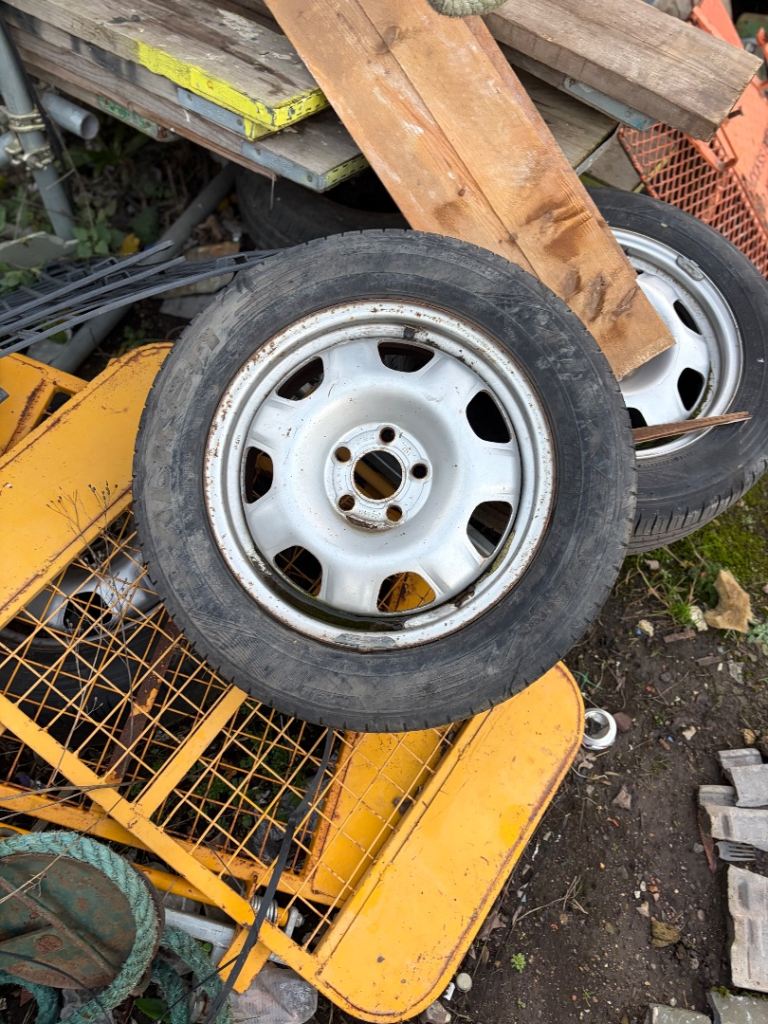 image for 4 Transit connect 2020 steel wheel with tyre