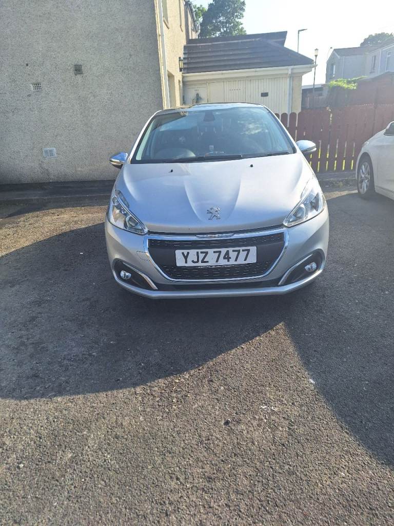 Peugeot, 208, Allure Premium Hatchback, 2016, Manual, 1199 (cc), 5 doors