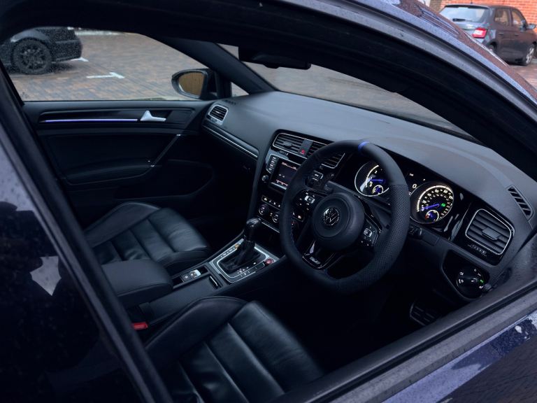 Volkswagen, GOLF, Hatchback, 2014, Semi-Auto, 1984 (cc), 5 doors