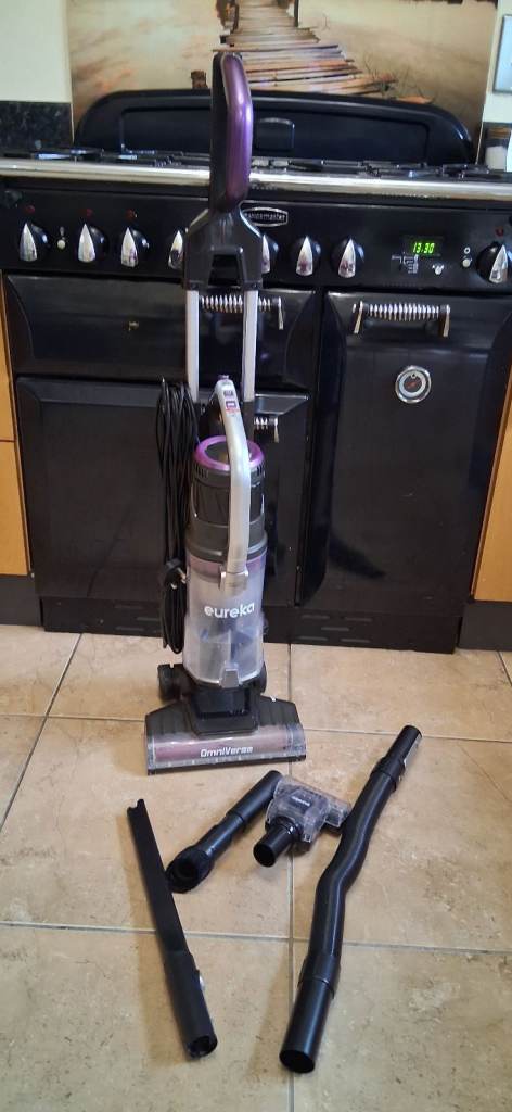 Upright Vaccum Cleaner