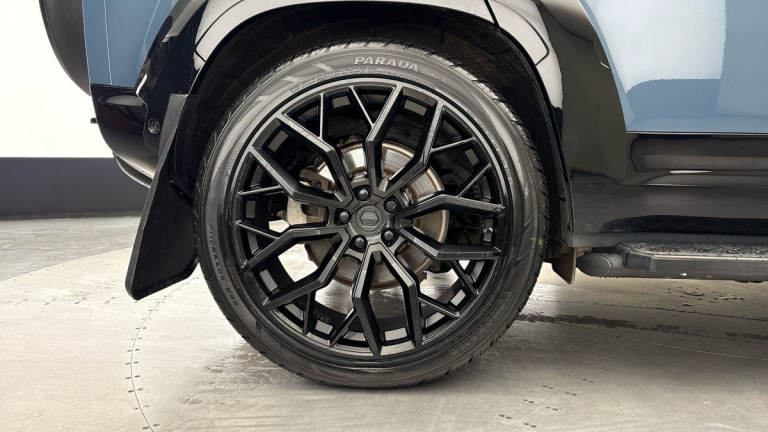 2022 Land Rover Defender 110 3.0 D300 MHEV X-Dynamic HSE SUV 5dr Diesel Auto 4WD Euro 6 (s/s) (30...