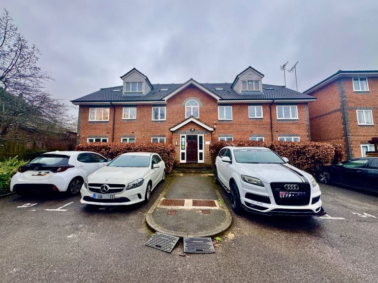 One Bedroom Ground Floor Flat To Rent – Gade Close, Watford WD18 7JH