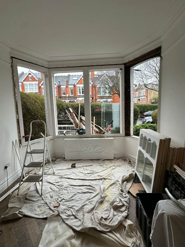 Painter And Decorator Services London - Renovations And Complete Makeovers Interior & Exterior 🖌️