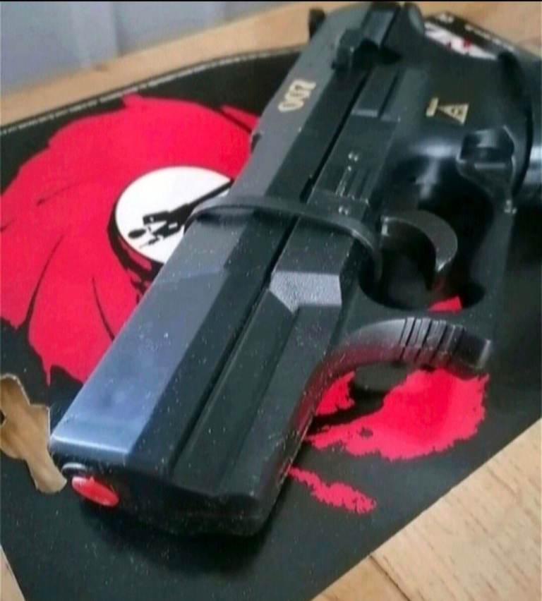 image for James Bond p99 toy cap gun pistol with 1200 007 wicke paper caps vintage retro will post very rare 