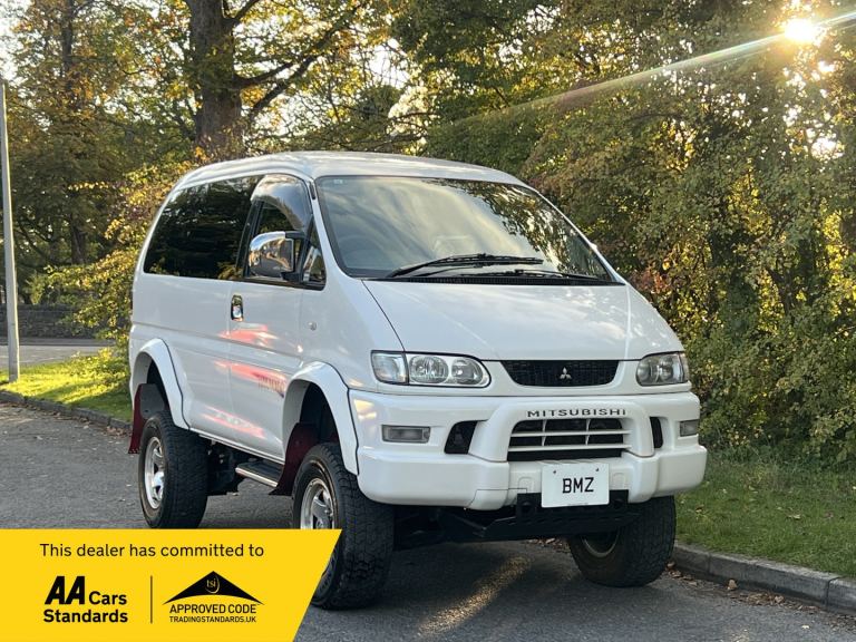2005 Mitsubishi Delica SPACEGEAR 3.0 V6 CHAMONIX 4WD AUTO  MPV Petrol Automatic