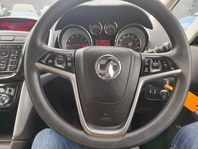 2015 Vauxhall Zafira 1.4T Exclusiv 5dr MPV Petrol Manual