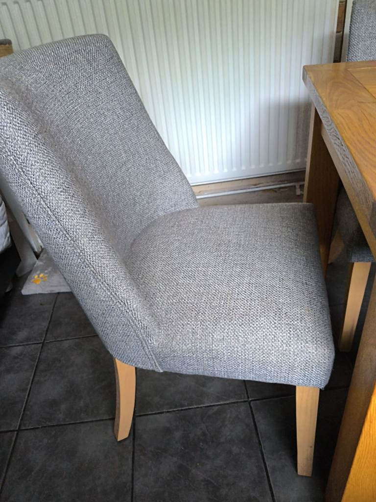 Set of Dining Chairs - Excellent, Like New Condition