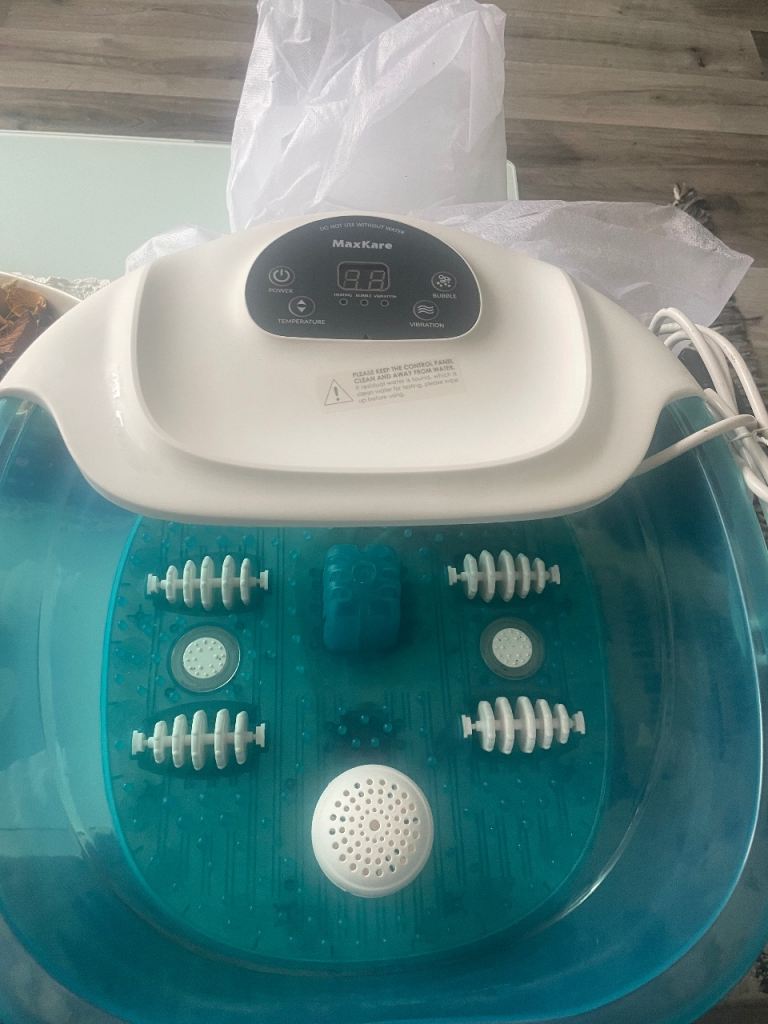 Maxkare foot spa/massager 