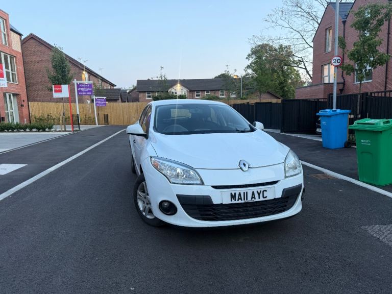 Renault, MEGANE, Hatchback, 2011, Manual, 1598 (cc), 5 doors