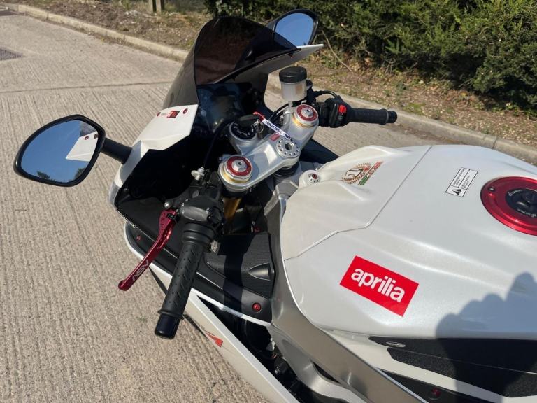 2015 65 APRILIA RSV4R A-PRC RSV1000 RSV4 R V4 MINT 8k MILES SPORTS SUPERBIKE