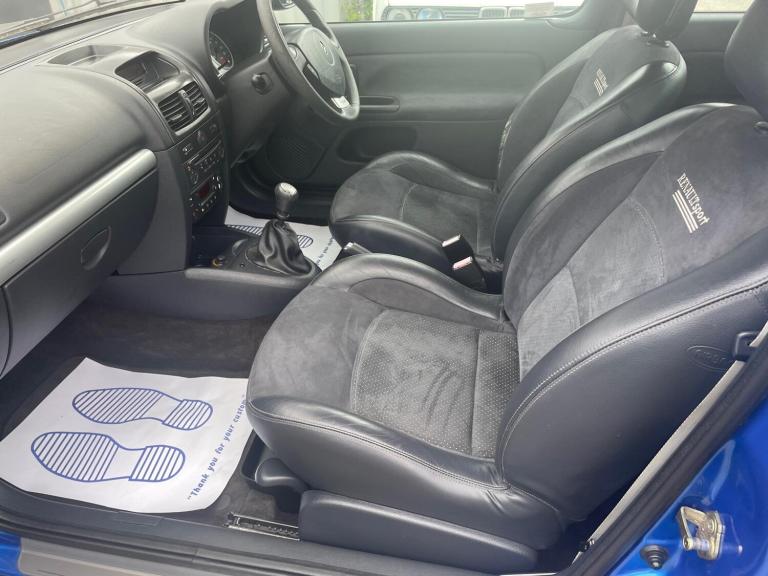 2004 Renault Clio 2.0 16V Renaultsport 182 3dr HATCHBACK PETROL Manual