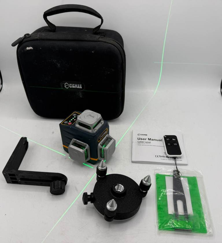 CIGMAN CM-701 3 x 360° Self-leveling Laser Level with 3D Green Cross Line - USED
