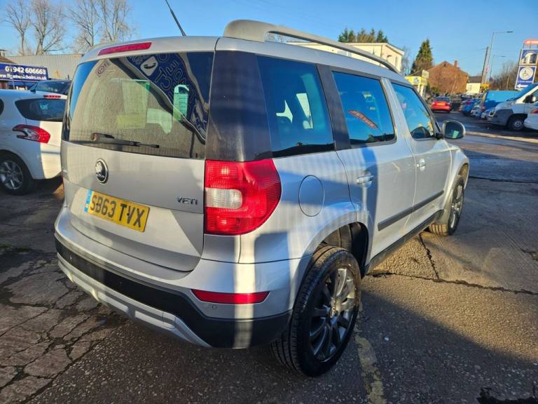 2013 Skoda Yeti 2.0 TDI CR Elegance 5dr HATCHBACK DIESEL Manual