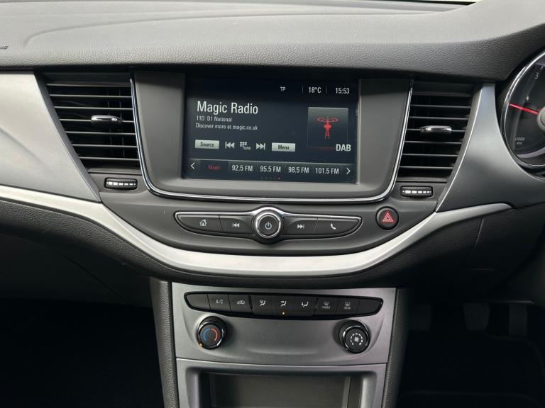 2019 69 VAUXHALL ASTRA TECHLINE NAV 1.6 CDTI TURBO DIESEL ESTATE * 