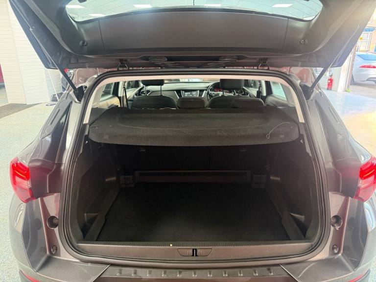 2018 Vauxhall Grandland X 1.5 Turbo D BlueInjection SE SUV 5dr Diesel Auto 8Spd Euro 6 (s/s) (130...