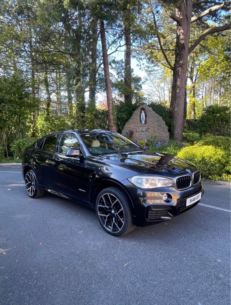BMW, X6, Coupe, 2016, Semi-Auto, 2993 (cc), 4 doors