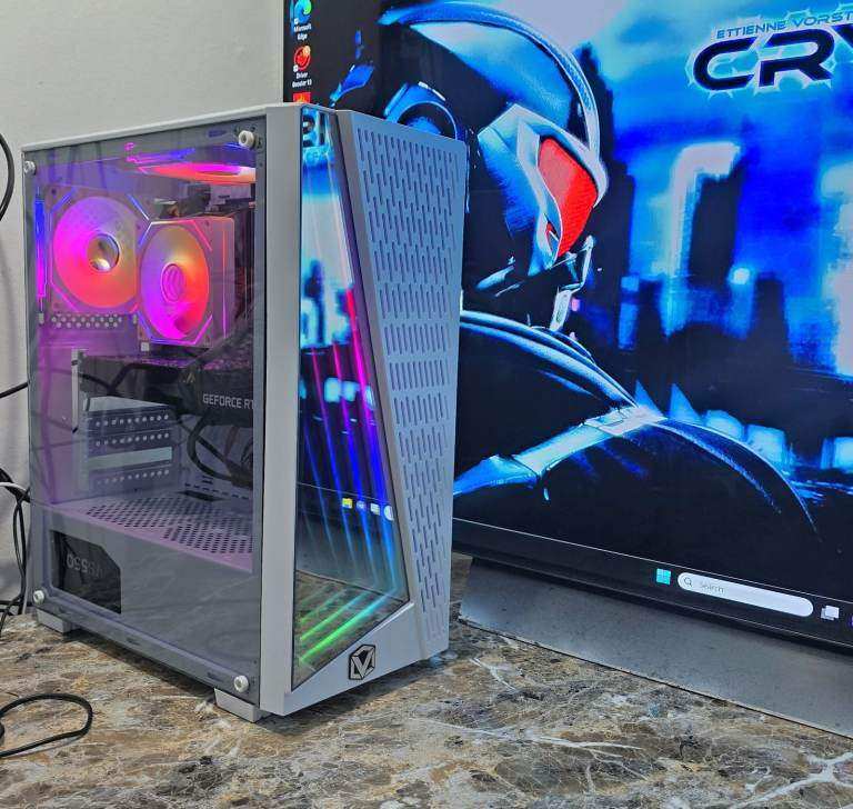 REDUCED CUBE Gaming PC, RTX 2070,core i5 gen 9, 2.9GHz,16GB RAM,256GB SSD+1TB HDD