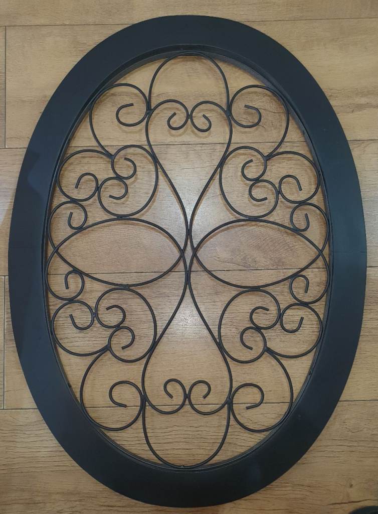 Large Black Oval Spiral Metal Wall Hanging Art 51cm x 70.5cm