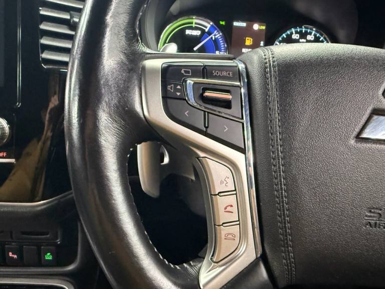 2020 Mitsubishi Outlander 2.4h TwinMotor 13.8kWh Exceed Safety SUV 5dr Petrol Plug-in Hybrid CVT ...