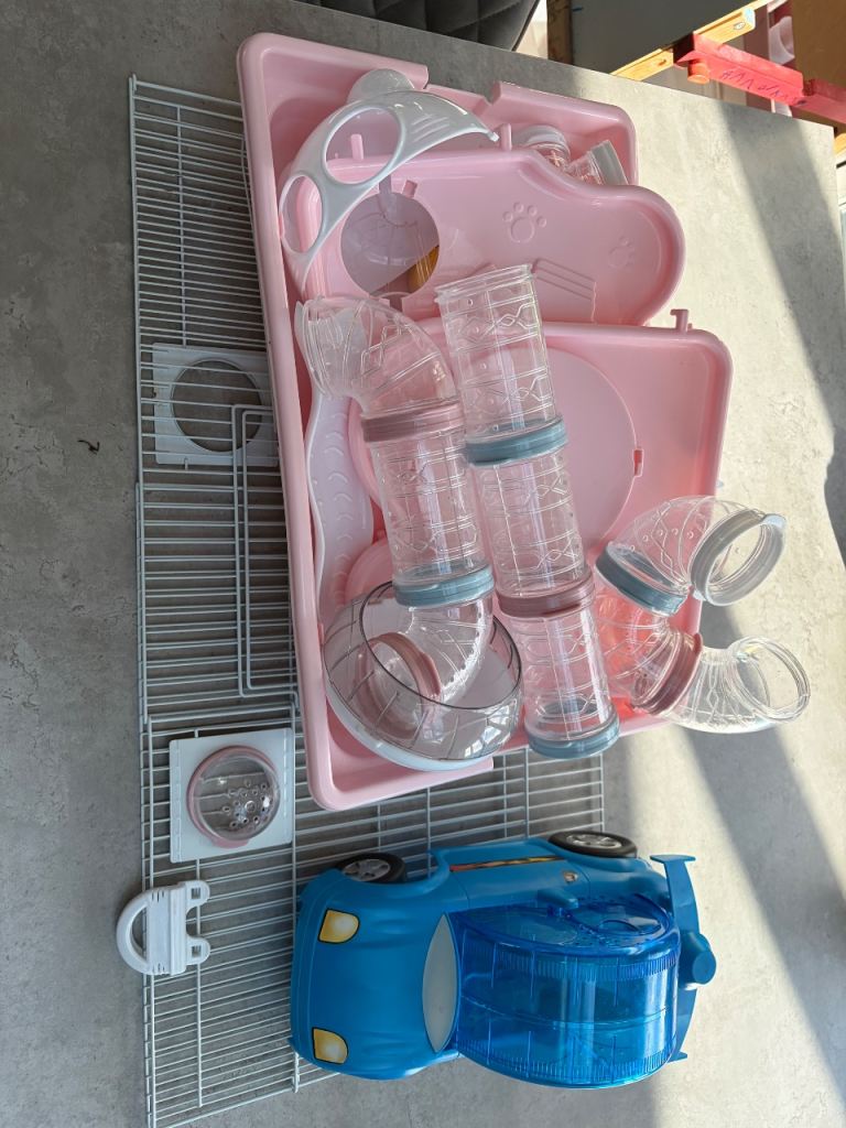 Hamster Cage & Car