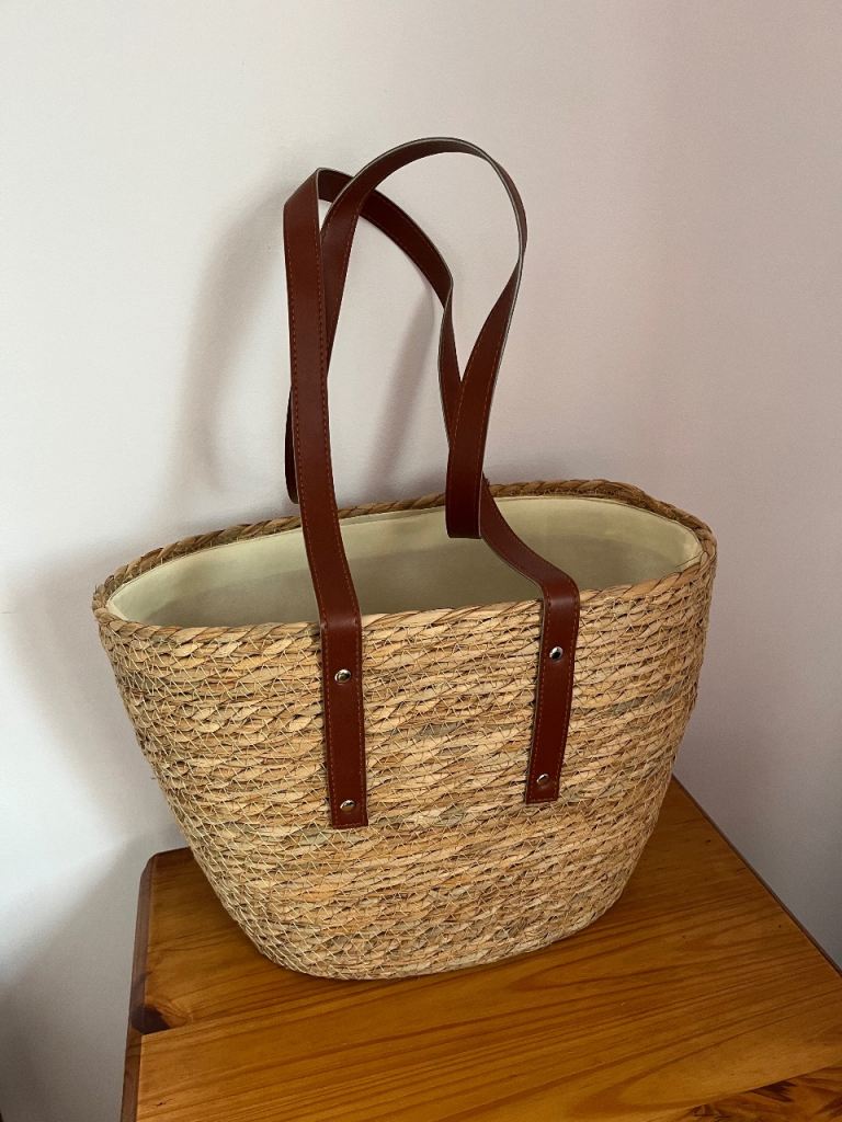 Woven tote shoulder bag