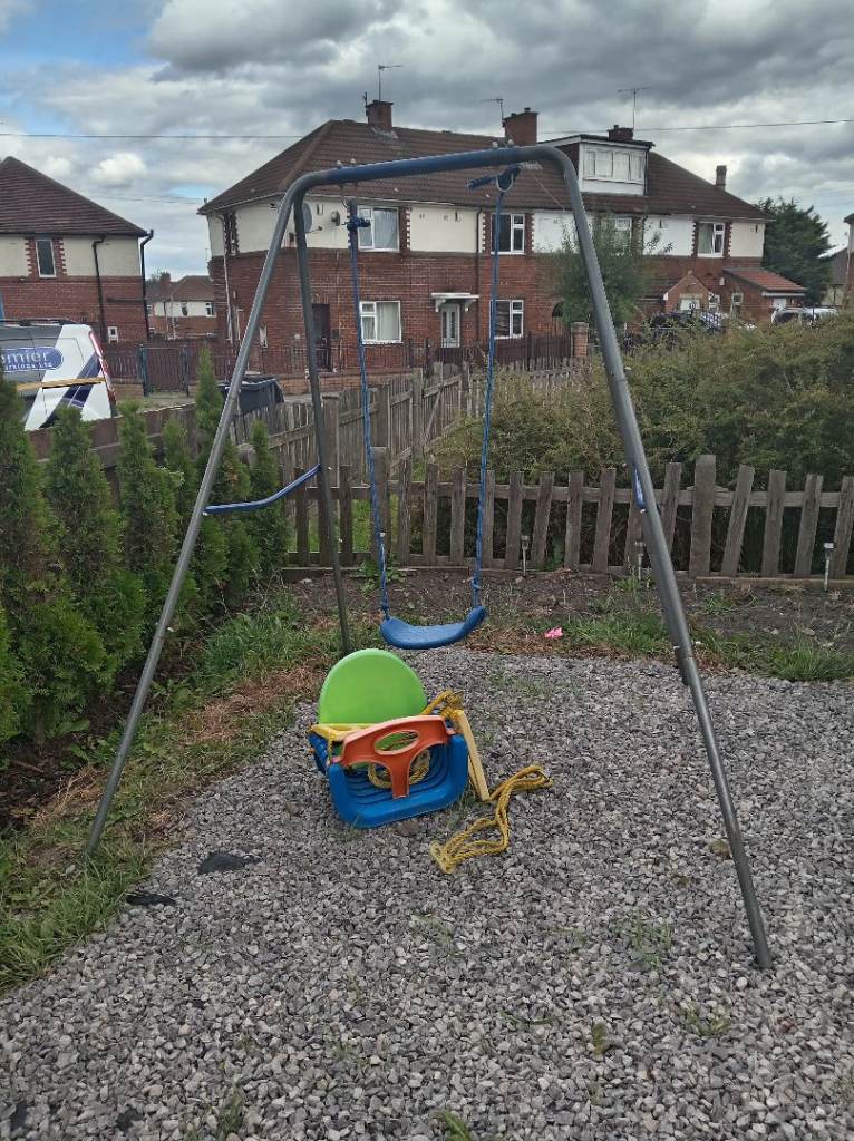 Kids Garden Swing Set