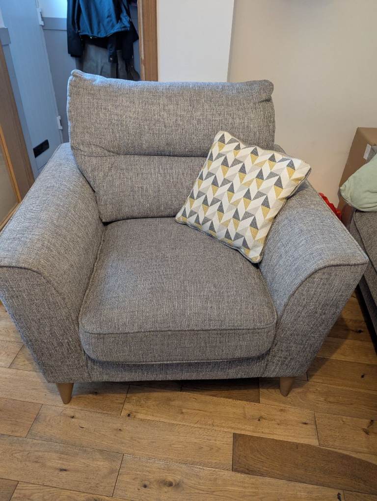Oak furniture land arm chair 