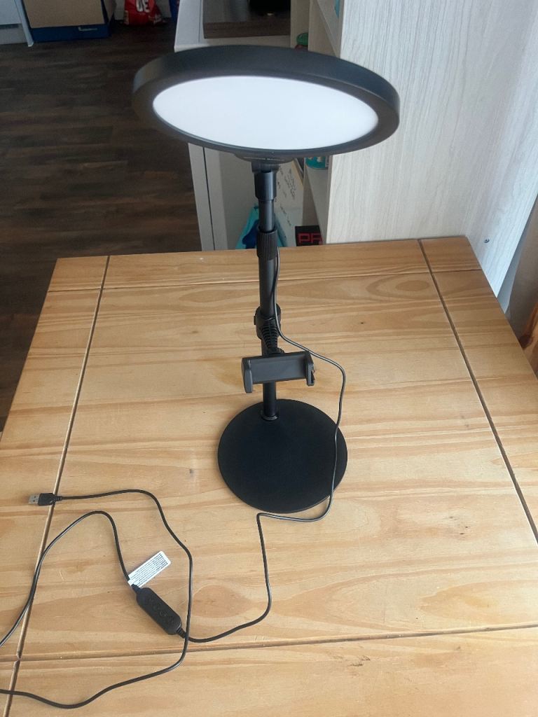 Studio lamp 