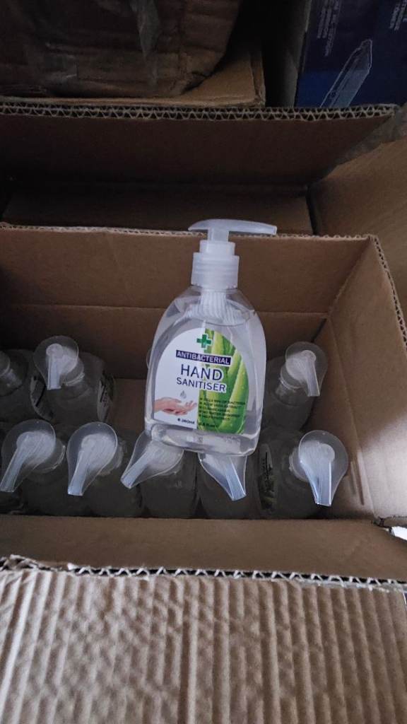 New Hand Sanitiser Bottles - Clear, Unused s
- Selling as a joblot