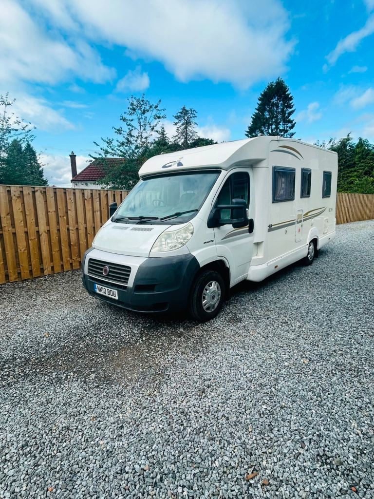 CI Carioca 694 fixed bed motorhome 