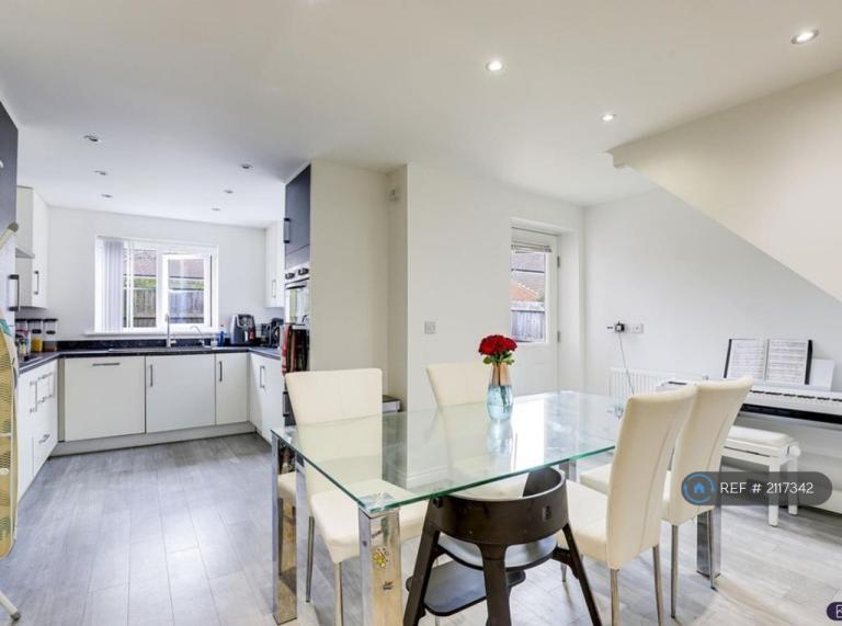 1 bedroom in Denbury Court, Mapperley, Nottingham, NG3 (#2117342)