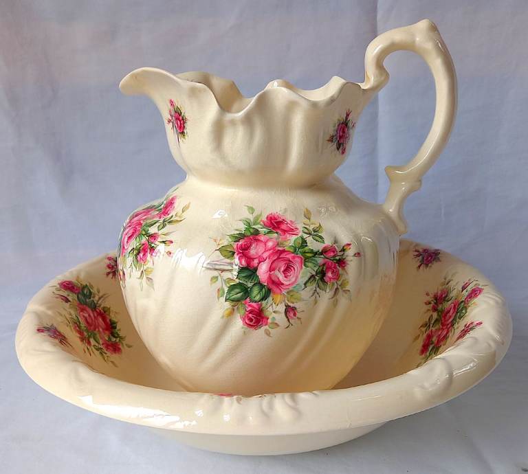 Vintage Large Traditional Washbasin Bowl & Pitcher Jug Cream Flowers Roses EXC