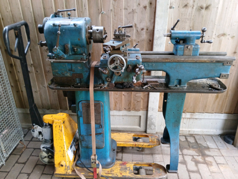 Keighley lifts lathe metal machine shop engineer turning 