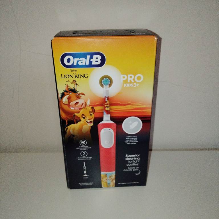 Oral B The Lion King PRO Kids 3+ Electric Toothbrush.  