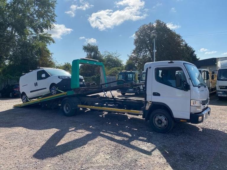 Mitsibishi FUSO Canter 3.0 TILT & SLIDE RECOVERT TRUCK 7.5 TON SPARES OR REPAIR