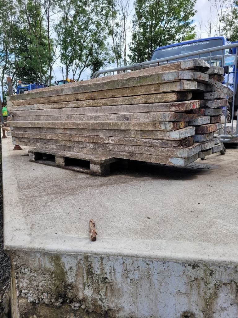 Planks - timber -8ft - scaffolding 